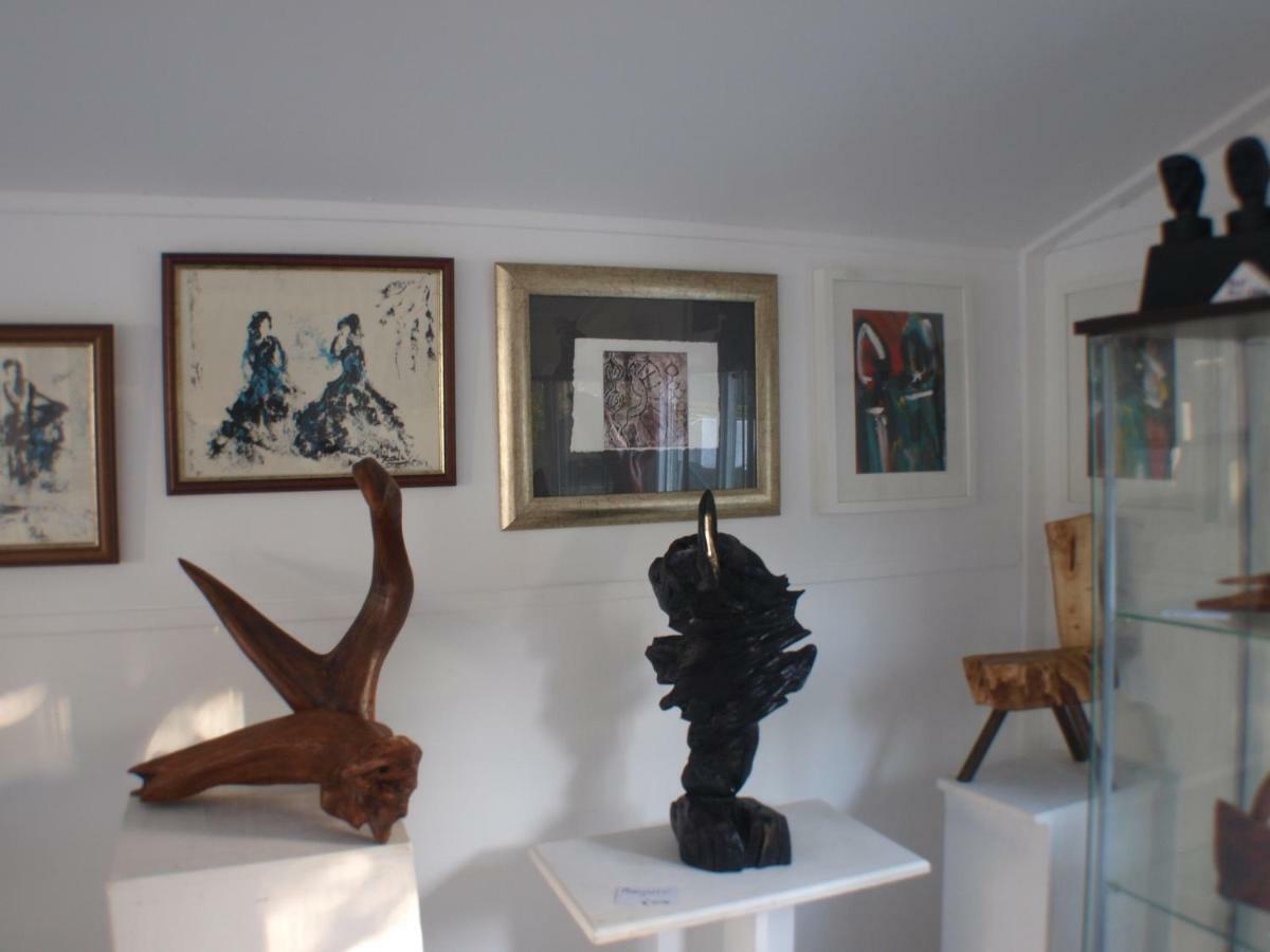 كيل Lakefield Gallery المظهر الخارجي الصورة